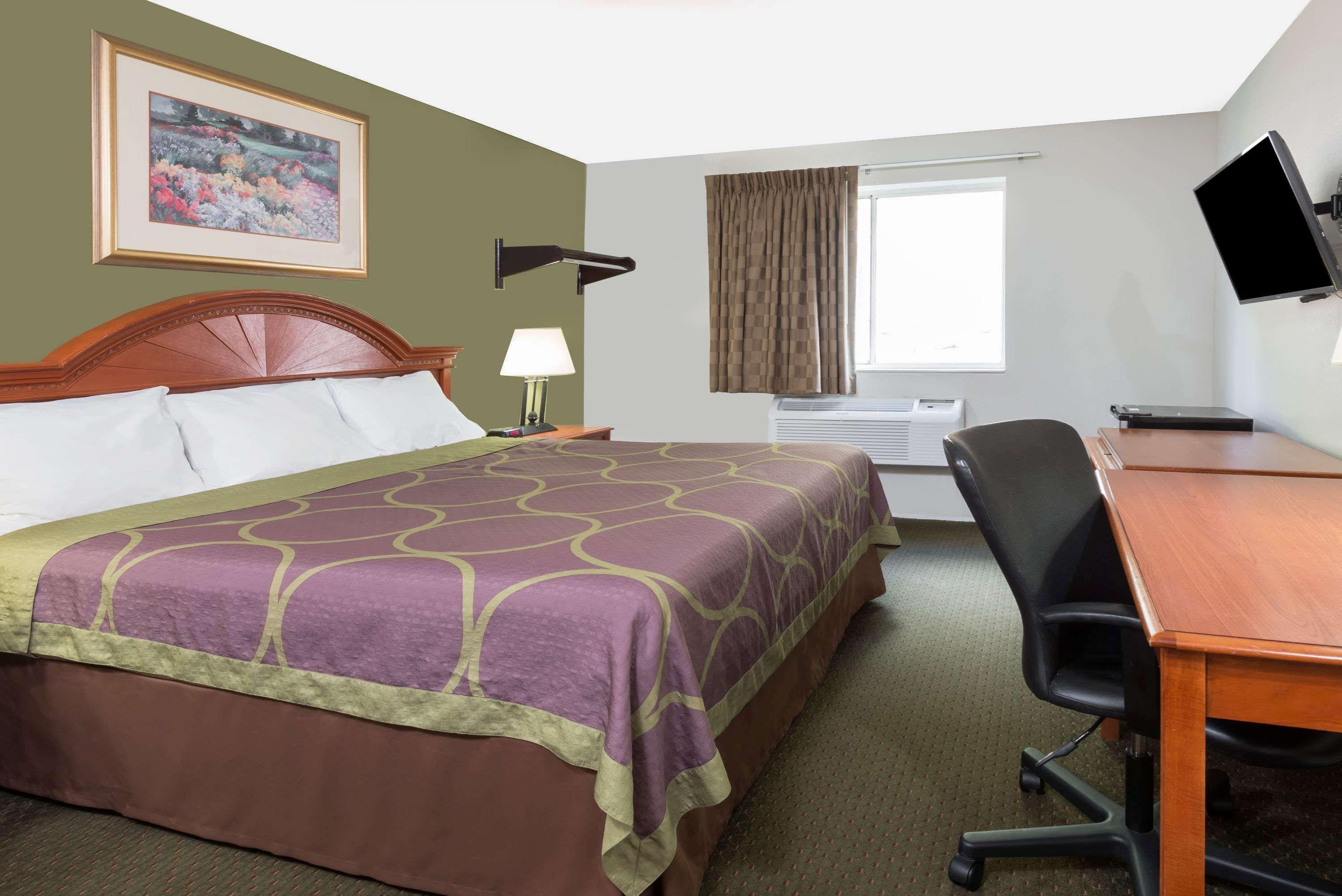Super 8 By Wyndham Pittsburgh/Monroeville Exterior photo